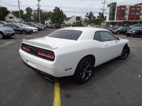 Used 2018 Dodge Challenger R/T Plus image 4