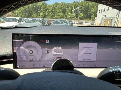 New 2026 Genesis GV70 2.5T AWD/4WD image 25