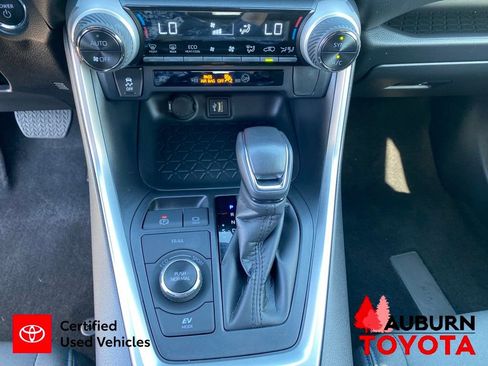 Certified 2025 Toyota RAV4 SE AWD/4WD image 39