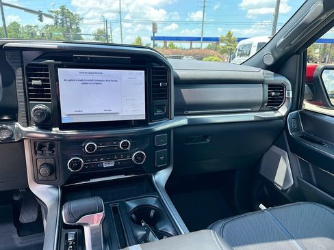 Certified 2025 Ford F150 Platinum w/ Equipment Group 702A High AWD/4WD image 20