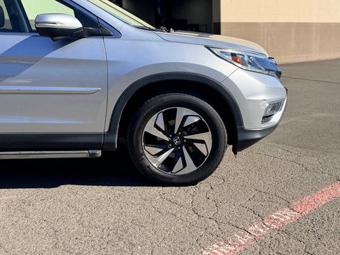 Used 2016 Honda CR-V Touring image 2
