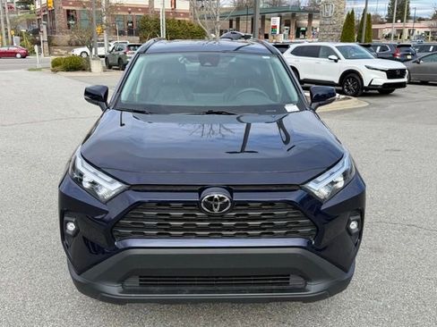Used 2023 Toyota RAV4 XLE Premium image 2
