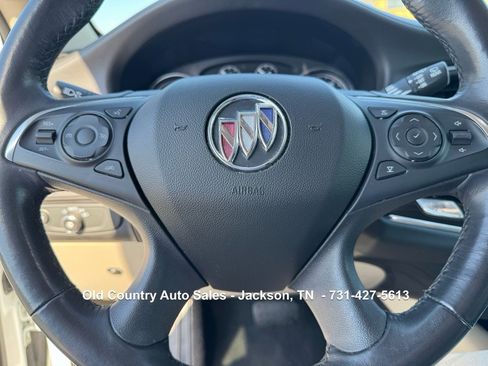 Used 2020 Buick Enclave Essence image 42