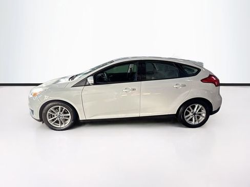 Used 2017 Ford Focus SE image 9