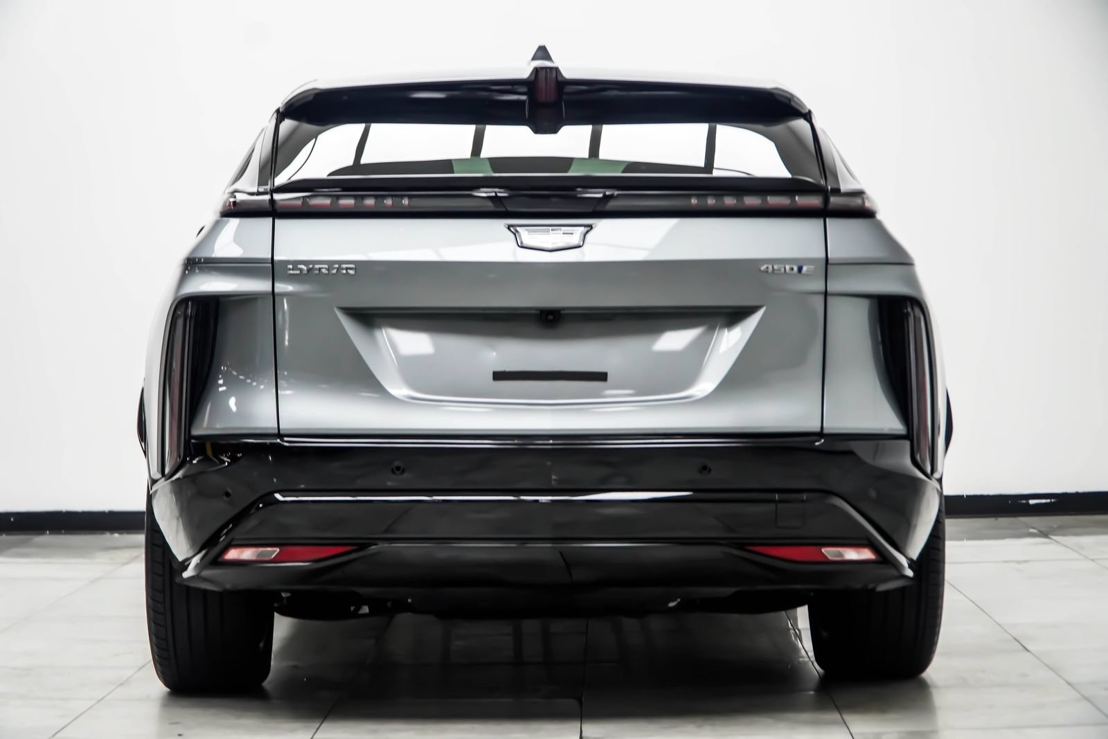 Used 2024 Cadillac Lyriq Sport RWD image 13