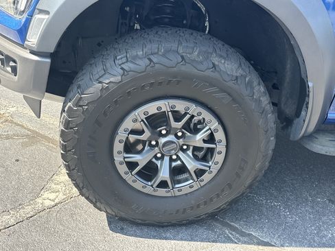 Used 2022 Ford F150 Raptor w/ Raptor 37 Performance Package AWD/4WD image 13