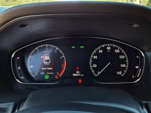 Used 2018 Honda Accord Touring image 12