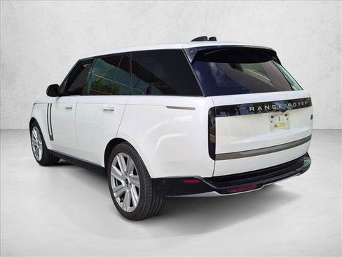 Used 2023 Land Rover Range Rover SE AWD/4WD image 7