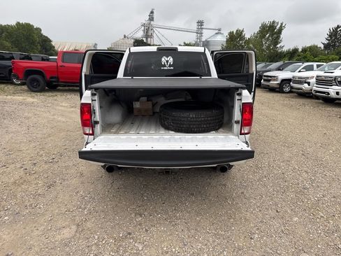 Used 2016 RAM 1500 Express image 32