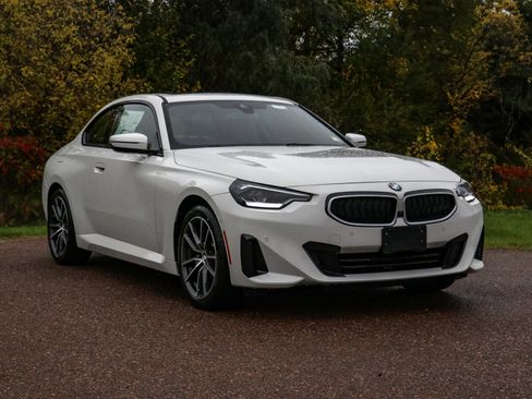 New 2025 BMW 230i xDrive Coupe w/ Convenience Package image 1