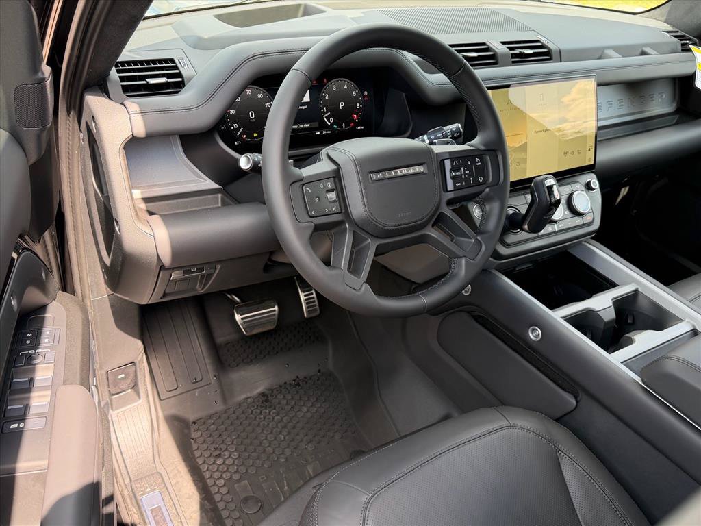 New 2026 Land Rover Defender 130 V8 AWD/4WD image 13