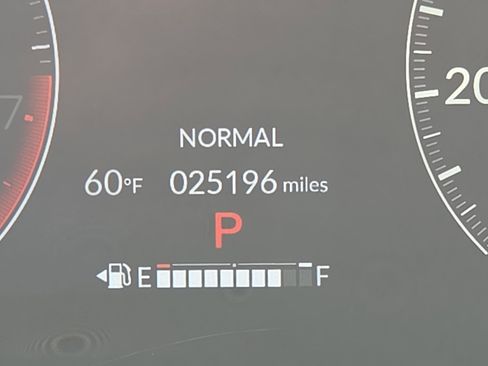 Certified 2025 Honda HR-V Sport image 23