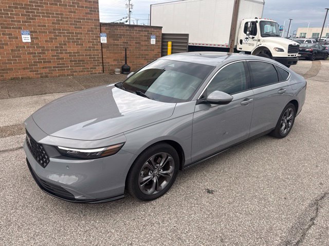 Used 2024 Honda Accord EX-L image 1