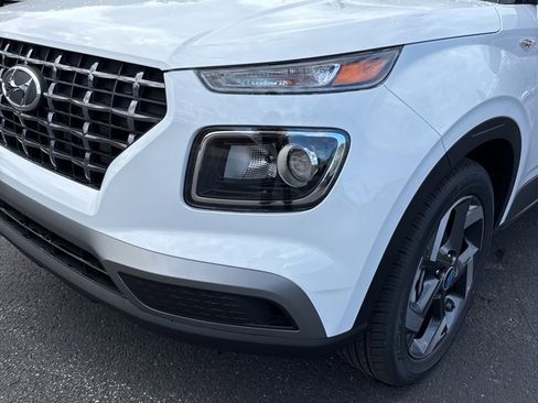 New 2026 Hyundai Venue SEL image 9