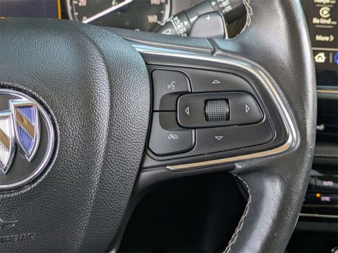 Used 2023 Buick Envision Essence image 21