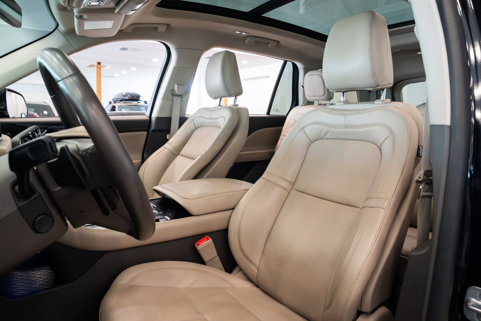 Used 2022 Lincoln Aviator Reserve RWD image 17