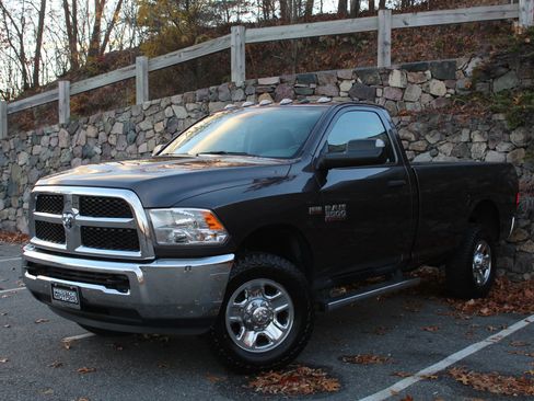 Used 2017 RAM 3500 Tradesman w/ Chrome Appearance Group image 2