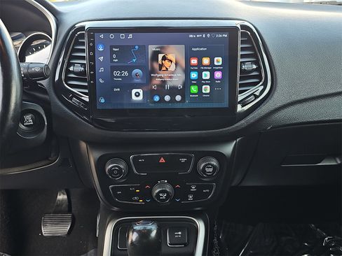 Used 2021 Jeep Compass Latitude w/ Convenience Group image 19