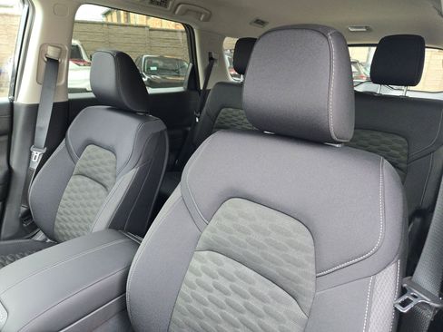New 2026 Nissan Pathfinder SV AWD/4WD image 9