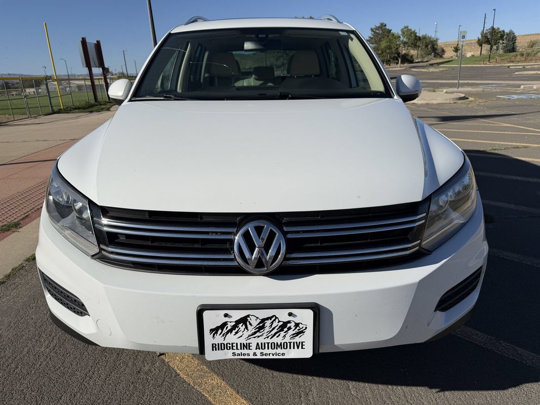 Used 2017 Volkswagen Tiguan Wolfsburg Edition AWD/4WD image 2