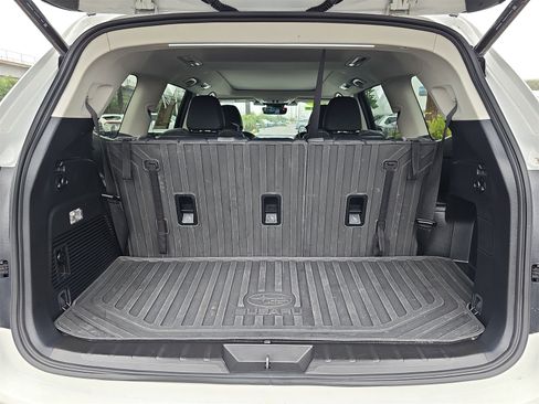 Used 2024 Subaru Ascent Onyx Edition image 13
