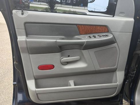 Used 2006 Dodge Ram 3500 Truck SLT AWD/4WD image 8