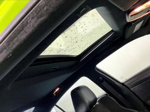Used 2023 Dodge Charger R/T w/ Plus Group RWD image 19