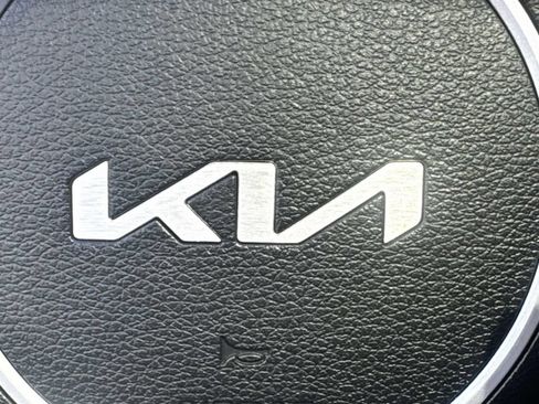 Used 2023 Kia Sportage X-Line w/ X-Line Premium Package AWD/4WD image 32