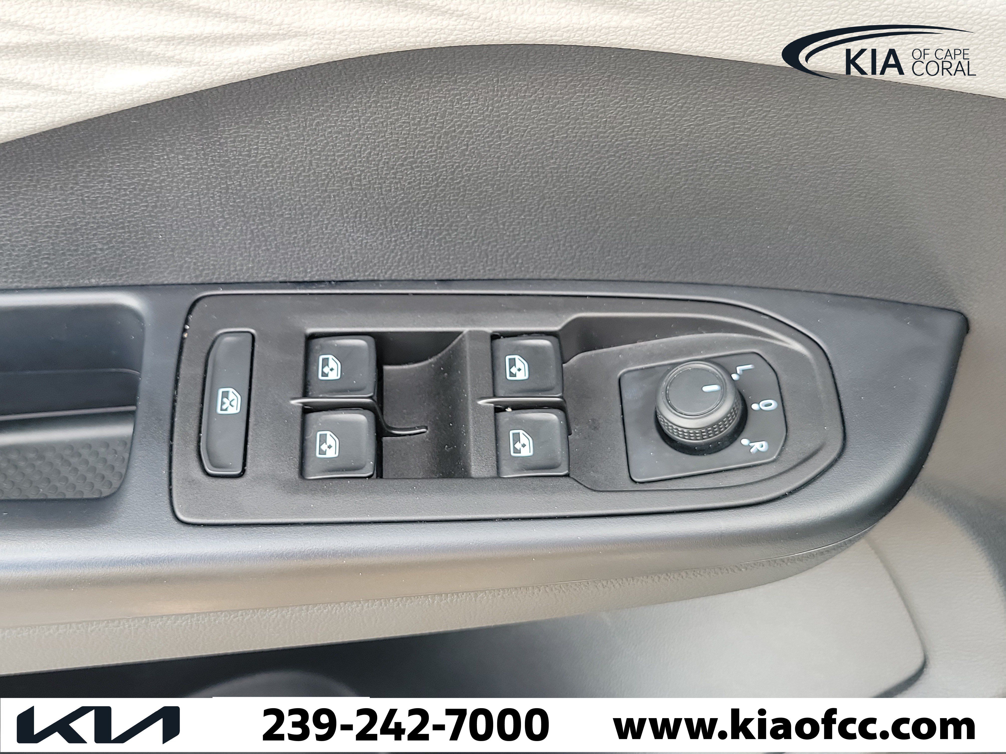 Used 2024 Volkswagen Taos S FWD image 24