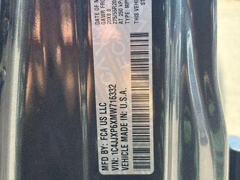 Used 2021 Jeep Wrangler Unlimited Sahara image 26