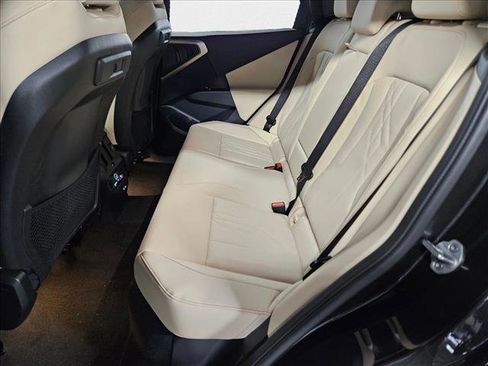 Used 2025 BMW X3 xDrive30i w/ Convenience Package image 15