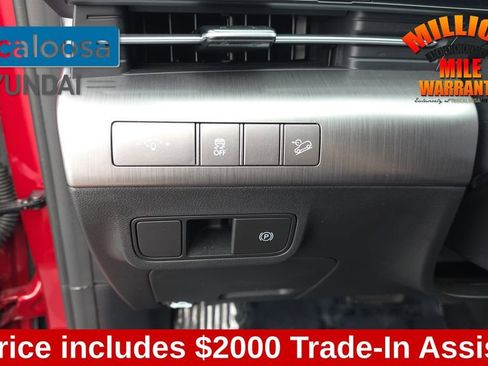 Used 2025 Hyundai Kona SEL image 14