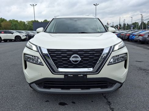 Certified 2023 Nissan Rogue SV w/ SV Premium B Package image 2