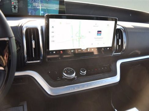 New 2025 Ford Expedition Platinum w/ Stealth Performance Package image 12