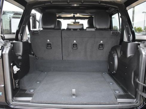 Used 2022 Jeep Wrangler Unlimited Rubicon 4xe w/ Cold Weather Group image 17