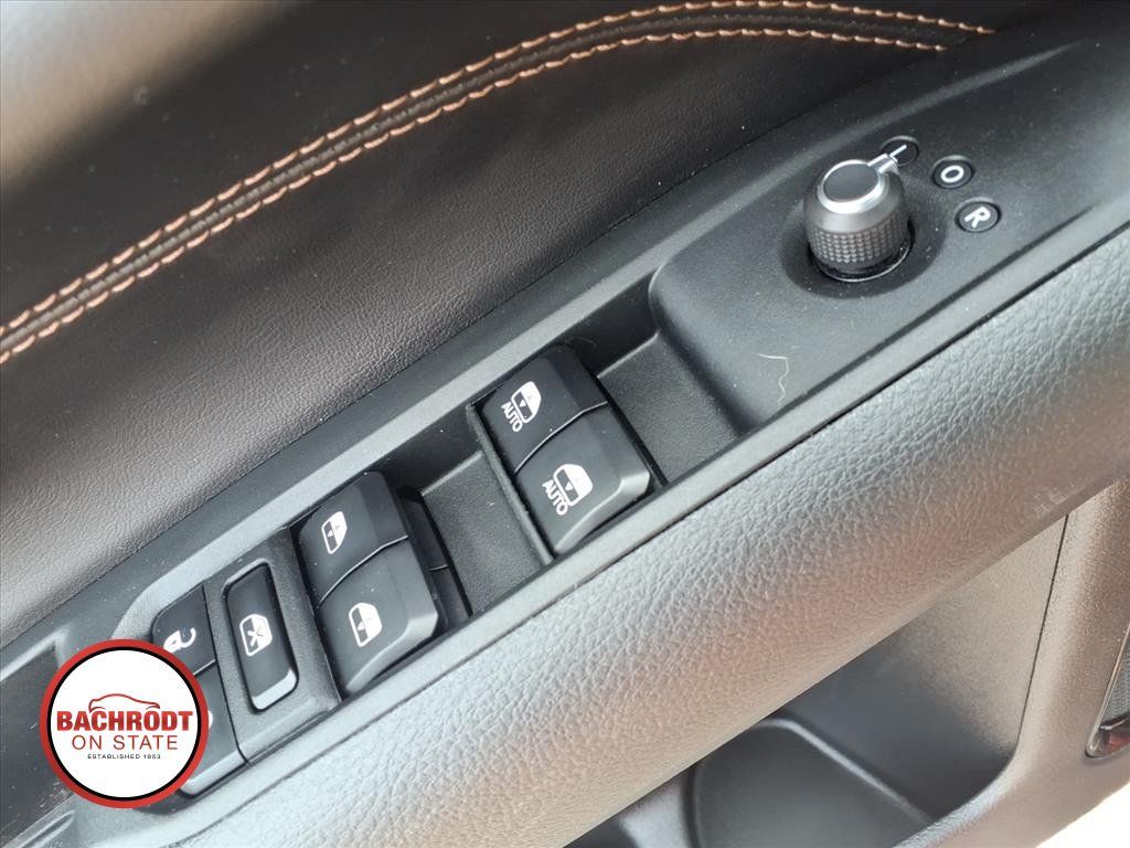 Used 2022 Jeep Compass Limited AWD/4WD image 17