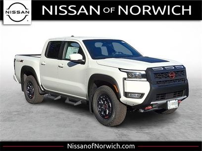 New 2025 Nissan Frontier PRO-4X w/ Black Accent Package