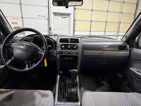 Used 2002 Nissan Frontier SE AWD/4WD image 21