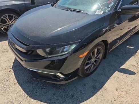 Used 2019 Honda Civic EX image 2