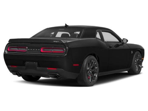 Used 2015 Dodge Challenger SRT Hellcat RWD image 2