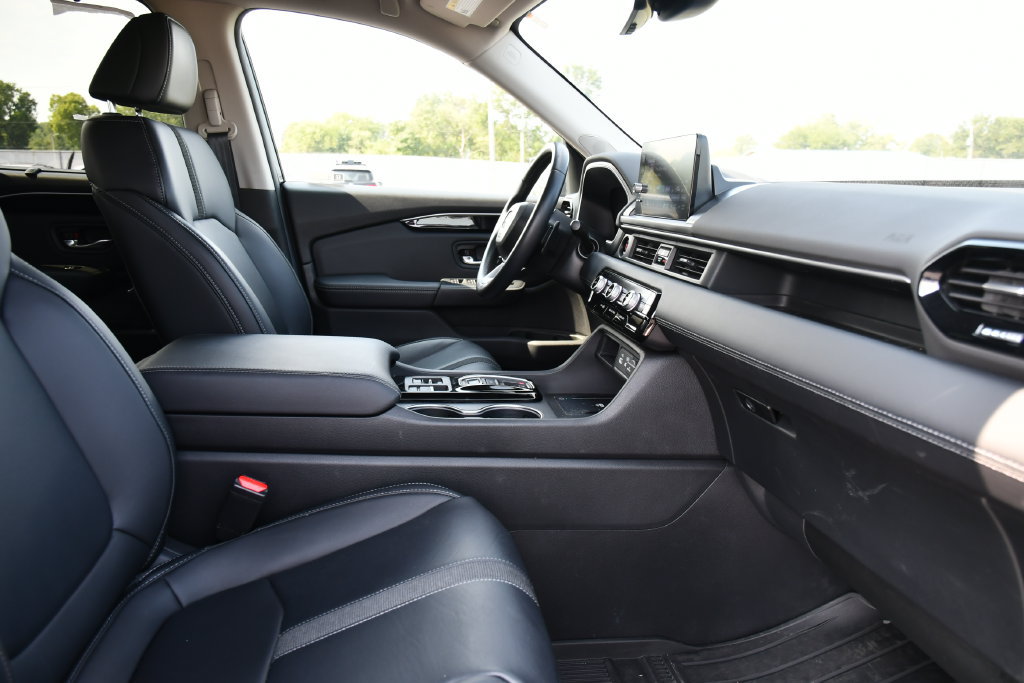 Used 2024 Honda Pilot Touring image 33