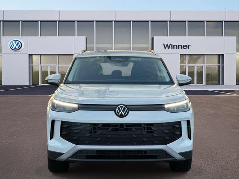 New 2026 Volkswagen Tiguan SE AWD/4WD image 9
