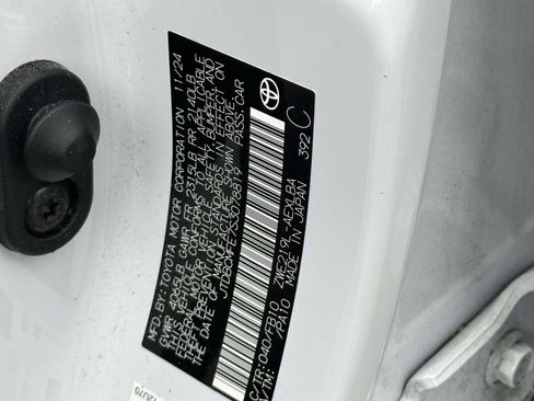 Used 2025 Toyota Corolla LE image 10