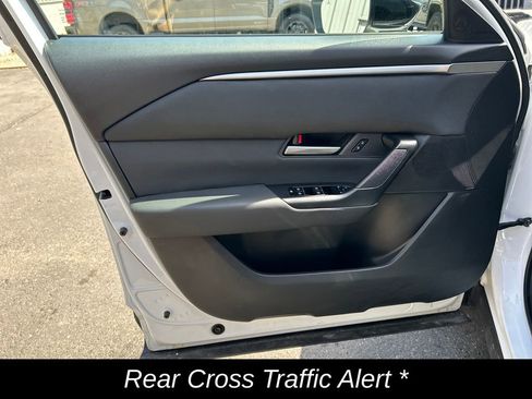 Used 2025 MAZDA CX-50 AWD 2.5 S w/ Preferred Package image 14