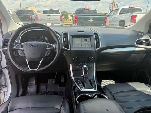 Used 2018 Ford Edge SEL w/ Equipment Group 201A AWD/4WD image 15