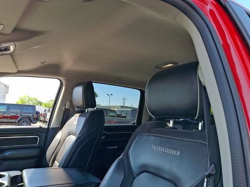 Used 2022 RAM 1500 Laramie AWD/4WD image 14