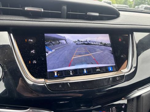 Used 2023 Cadillac XT6 Premium Luxury w/ Technology Package AWD/4WD image 27
