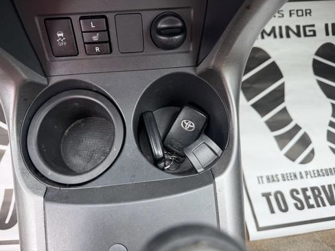 Used 2009 Toyota RAV4 Limited image 22