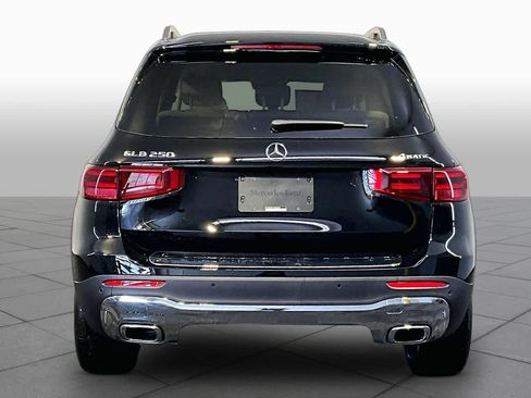 New 2026 Mercedes-Benz GLB 250 4MATIC image 4