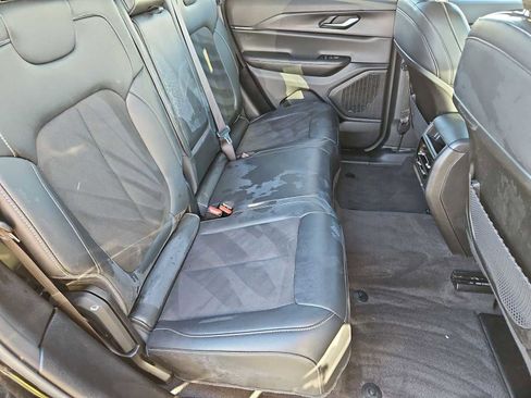 Used 2024 Jeep Grand Cherokee Altitude image 20